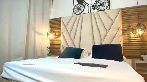 Snapshot of cinthiabaker chatting on September 2025 12:05:02 PM cinthiabaker online show from September 2025 12:05:02 PM