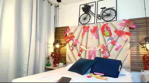 Snapshot of cinthiabaker chatting on September 2025 11:23:01 AM cinthiabaker online show from September 2025 11:23:01 AM