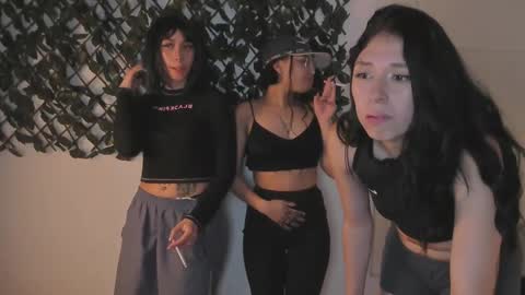 Snapshot of cintya_kors chatting on March 2025 08:22:01 AM Cintya online show from March 2025 08:22:01 AM