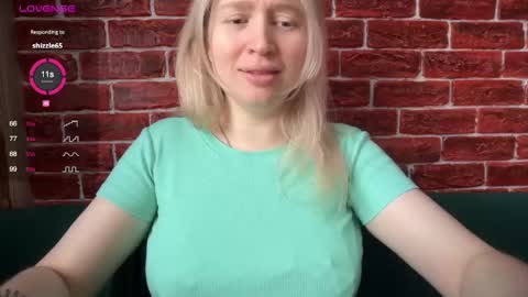 citrusblissss online show from December 2025 03:59:02 AM