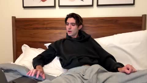 ckeefer96 online show from October 2025 05:58:02 PM