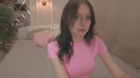 Snapshot of claire_bennett chatting on September 2025 11:37:01 PM Claire Bennett online show from September 2025 11:37:01 PM