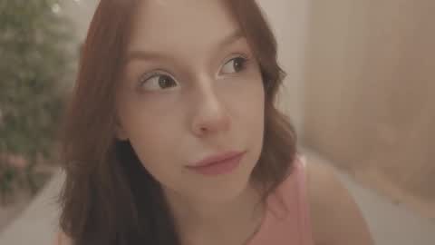 Snapshot of claire_bennett chatting on October 2025 11:57:01 PM Claire Bennett online show from October 2025 11:57:01 PM