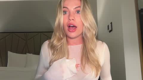 clairebrooksxo online show from April 2026 12:22:02 AM