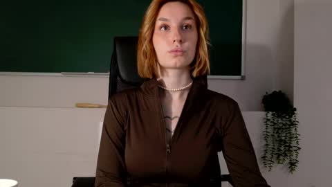 Claire online show from May 2026 03:06:02 PM