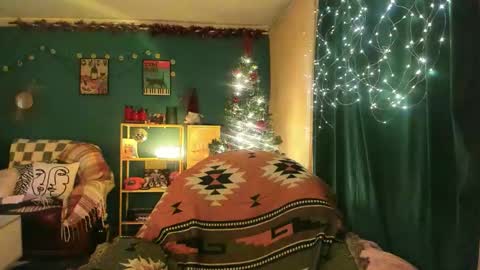 Clancy online show from December 2025 07:45:02 PM