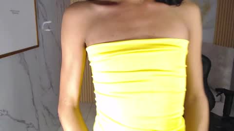 Clara  online show from March 2025 08:45:02 PM