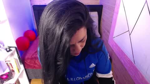 claraa luna online show from March 2026 10:44:01 PM