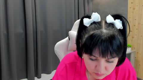 Clara online show from March 2026 04:29:02 AM