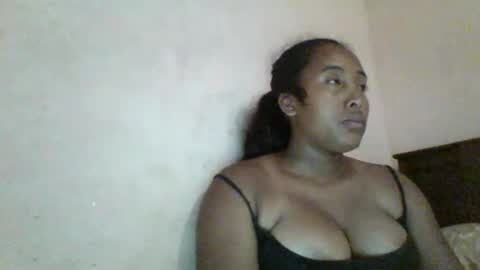 Clarah0123 online show from January 2025 03:15:01 PM