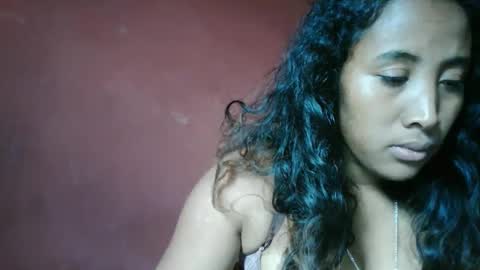 Clarah0123 online show from May 2026 09:48:01 AM