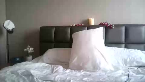 claralafontaine online show from February 2026 07:30:01 AM