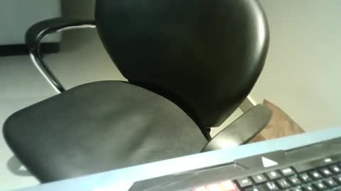 Snapshot of clark_ent chatting on February 2026 12:52:02 AM clark_ent online show from February 2026 12:52:02 AM