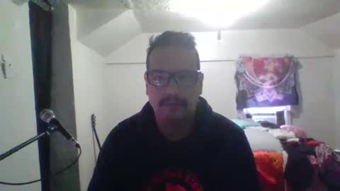 clark_kent1986 online show from April 2026 12:33:02 PM