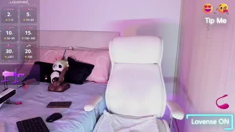 Snapshot of clarmua chatting on February 2025 04:48:01 AM CLAR online show from February 2025 04:48:01 AM