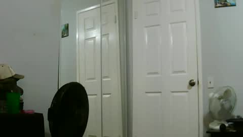 Claudia online show from January 2025 01:31:01 PM