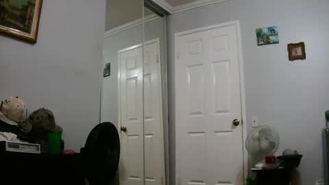 Claudia online show from February 2025 04:03:02 PM