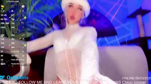 Snapshot of claudia_cooper chatting on March 2025 03:57:02 AM online show from March 2025 03:57:02 AM