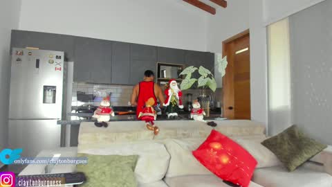 Snapshot of claytonburgues chatting on December 2024 10:20:02 PM claytonburgues online show from December 2024 10:20:02 PM
