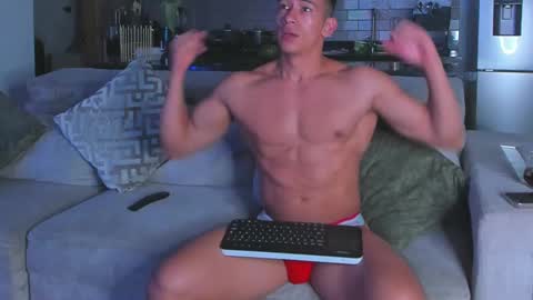 Snapshot of claytonburgues chatting on February 2025 04:11:01 AM claytonburgues online show from February 2025 04:11:01 AM