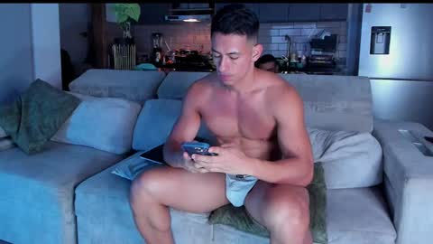 Snapshot of claytonburgues chatting on March 2025 05:17:02 AM claytonburgues online show from March 2025 05:17:02 AM