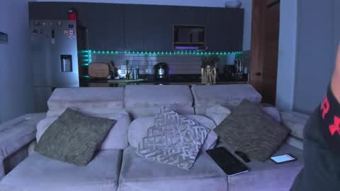 claytonburgues online show from February 2026 05:59:02 AM