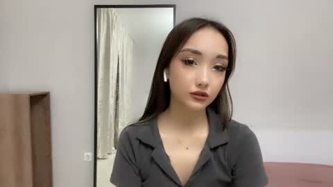 Snapshot of clementinecampion chatting on June 2026 05:12:02 PM Viki online show from June 2026 05:12:02 PM