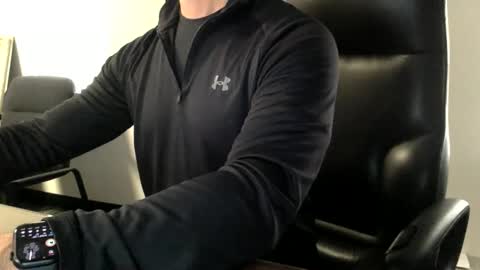 Snapshot of clemike69 chatting on November 2025 05:01:02 PM clemike69 online show from November 2025 05:01:02 PM