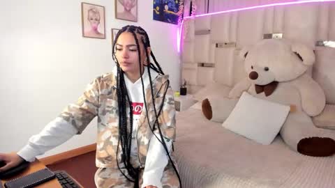 Snapshot of cleo__smith chatting on September 2025 04:45:02 AM Cleo smith online show from September 2025 04:45:02 AM