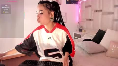 Snapshot of cleo__smith chatting on October 2025 02:09:02 AM Cleo smith online show from October 2025 02:09:02 AM