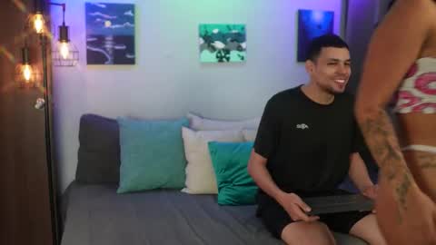 Girl Juliana and Federico online show from December 2025 04:08:02 AM