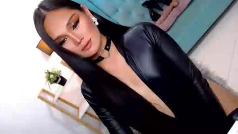 Cleo online show from February 2026 06:08:02 PM