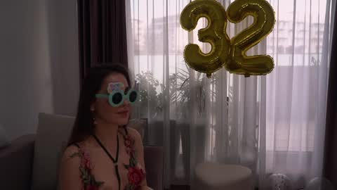 Snapshot of cleopatra3101 chatting on January 2025 10:52:02 AM Cleopatra online show from January 2025 10:52:02 AM