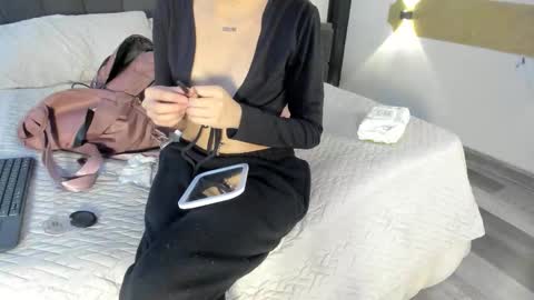 Snapshot of cleowhite_ chatting on September 2025 04:45:02 AM cleowhite_ online show from September 2025 04:45:02 AM