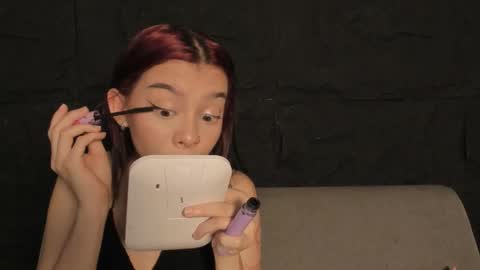 Snapshot of cleowhite_ chatting on November 2025 09:48:02 PM cleowhite_ online show from November 2025 09:48:02 PM