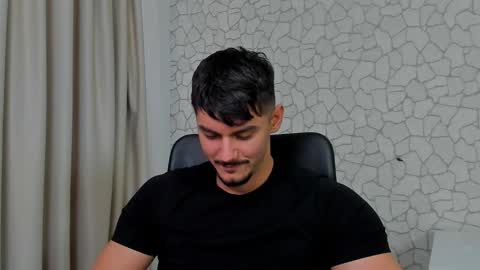 Snapshot of clintmasterss chatting on January 2025 08:11:02 AM ClintMasterss online show from January 2025 08:11:02 AM