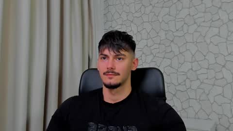 Snapshot of clintmasterss chatting on January 2025 06:53:02 AM ClintMasterss online show from January 2025 06:53:02 AM