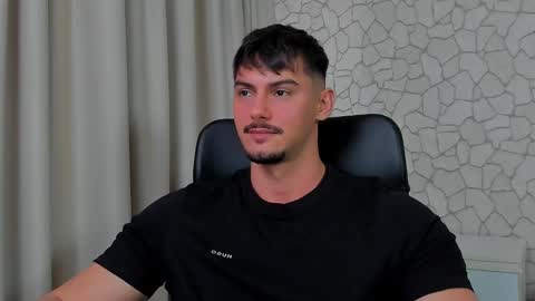 Snapshot of clintmasterss chatting on February 2025 08:13:02 AM ClintMasterss online show from February 2025 08:13:02 AM