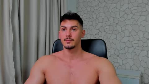 Snapshot of clintmasterss chatting on February 2025 03:48:02 PM ClintMasterss online show from February 2025 03:48:02 PM