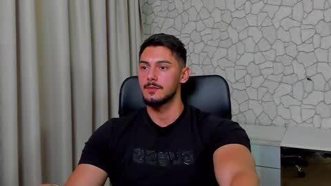 Snapshot of clintmasterss chatting on September 2025 04:17:02 AM ClintMasterss online show from September 2025 04:17:02 AM