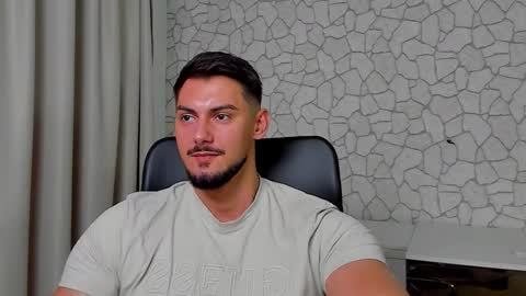 Snapshot of clintmasterss chatting on October 2025 05:29:02 AM ClintMasterss online show from October 2025 05:29:02 AM