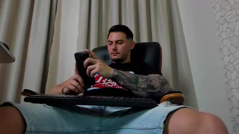 Snapshot of clintmasterss chatting on June 2026 09:34:01 AM ClintMasterss online show from June 2026 09:34:01 AM