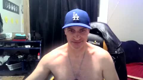 Snapshot of clintwood12 chatting on December 2024 06:10:01 AM chad online show from December 2024 06:10:01 AM