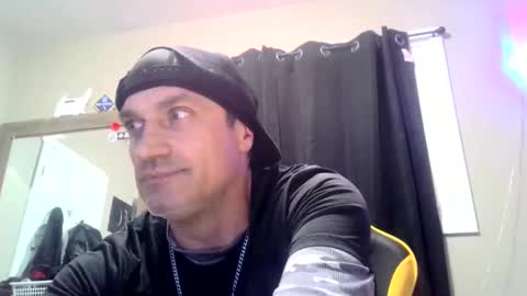 Snapshot of clintwood12 chatting on December 2024 11:35:01 AM chad online show from December 2024 11:35:01 AM