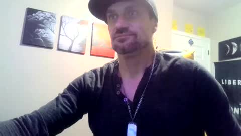 Snapshot of clintwood12 chatting on January 2025 05:45:02 AM chad online show from January 2025 05:45:02 AM