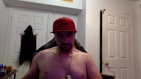 Snapshot of clintwood12 chatting on October 2025 06:34:01 AM chad online show from October 2025 06:34:01 AM