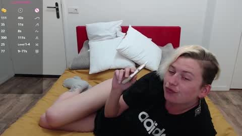 Syl  online show from February 2025 06:11:01 PM