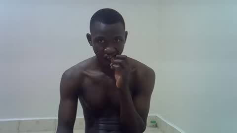 clive_damian online show from April 2026 02:47:01 PM
