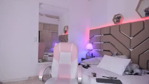 Snapshot of cloe_cifuentes chatting on March 2025 07:42:02 PM Cloe Online de 600 a 1400 online show from March 2025 07:42:02 PM