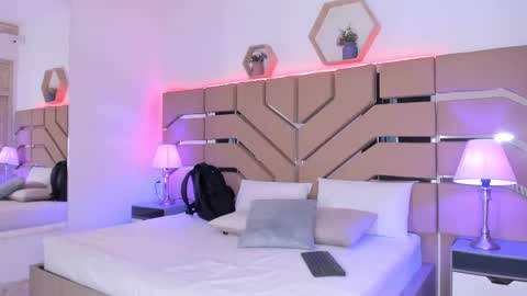 Snapshot of cloe_cifuentes chatting on September 2025 11:25:01 AM Cloe Online de 600 a 1400 online show from September 2025 11:25:01 AM